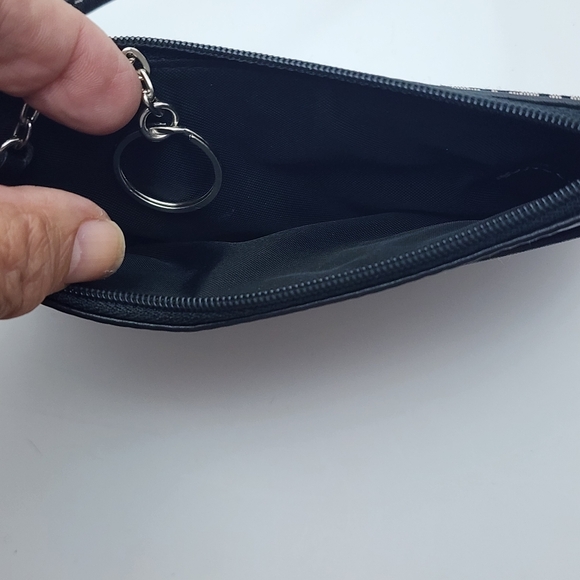 Fossil Wristlet Black & Gray Signature Canvas & Leather With Keychain - Picture 5 of 8